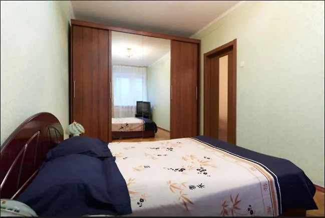 Двушка Печерск Apartment Kyiv